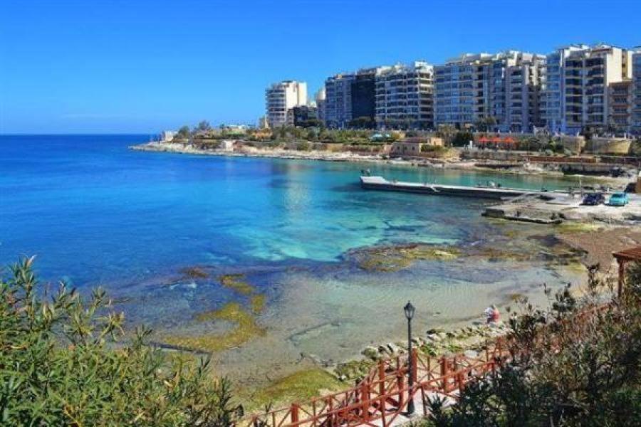 Superlative Apartment With Valletta And Harbour Views Sliema Exterior foto