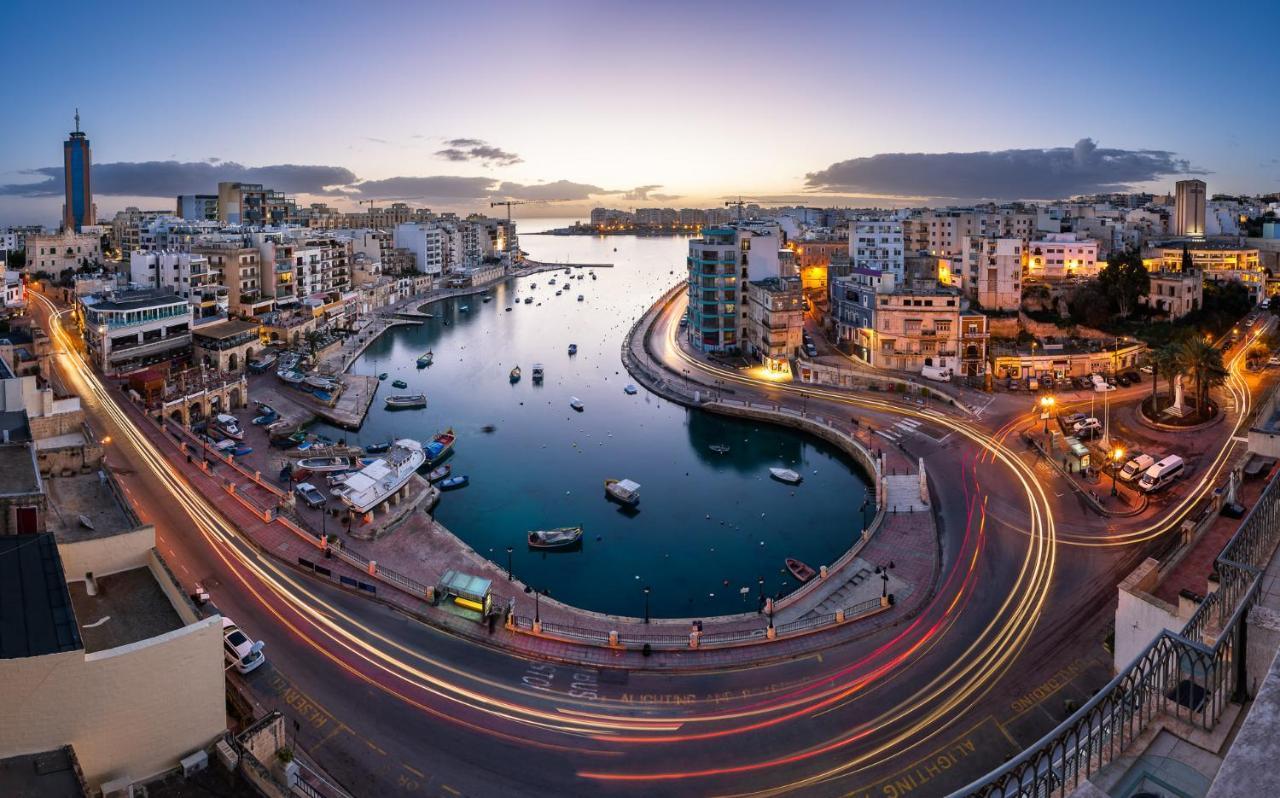 Superlative Apartment With Valletta And Harbour Views Sliema Exterior foto